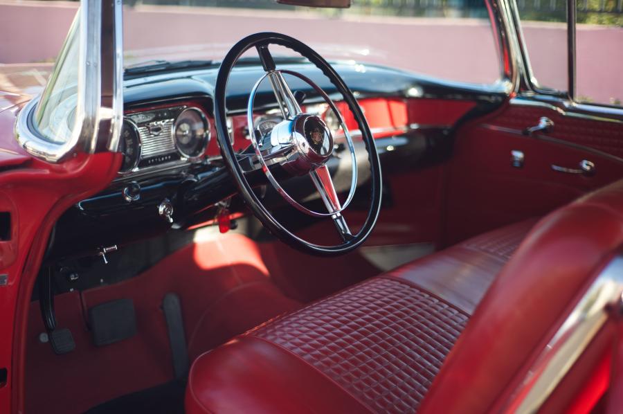  Buick Skylark Sport Convertible 1954 года  (фото 17 из 19)